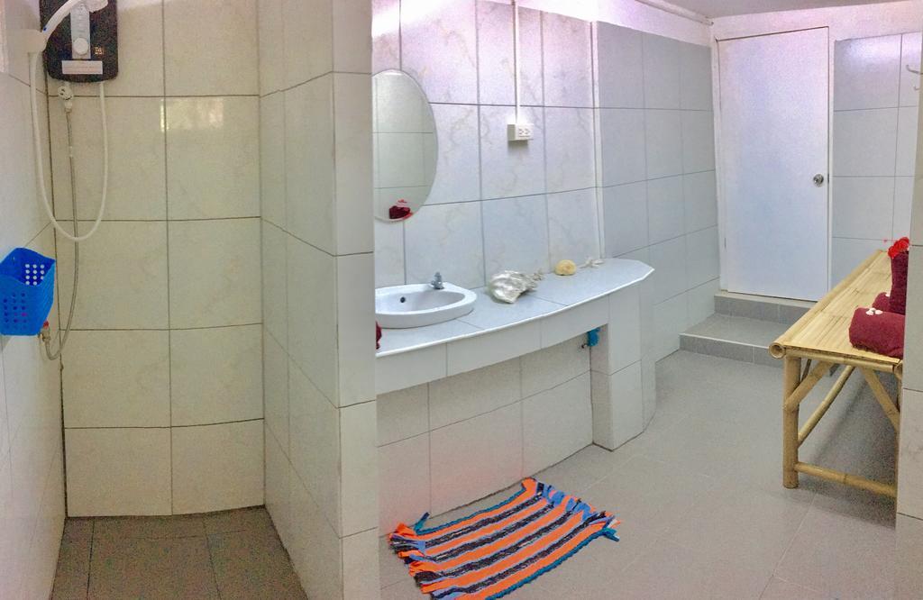House On The Beach Ko Pha Ngan Room photo
